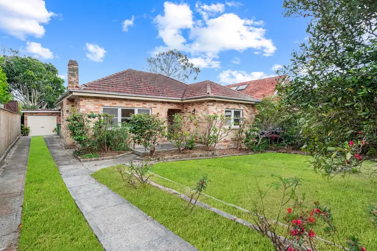 24 Park Avenue, Roseville NSW 2069