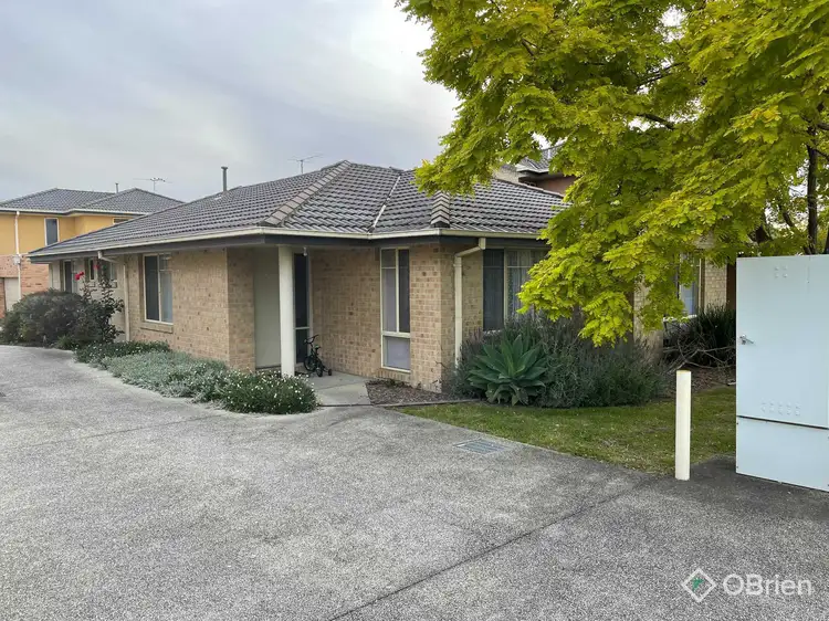6/23 Farnborough Way, Berwick VIC 3806