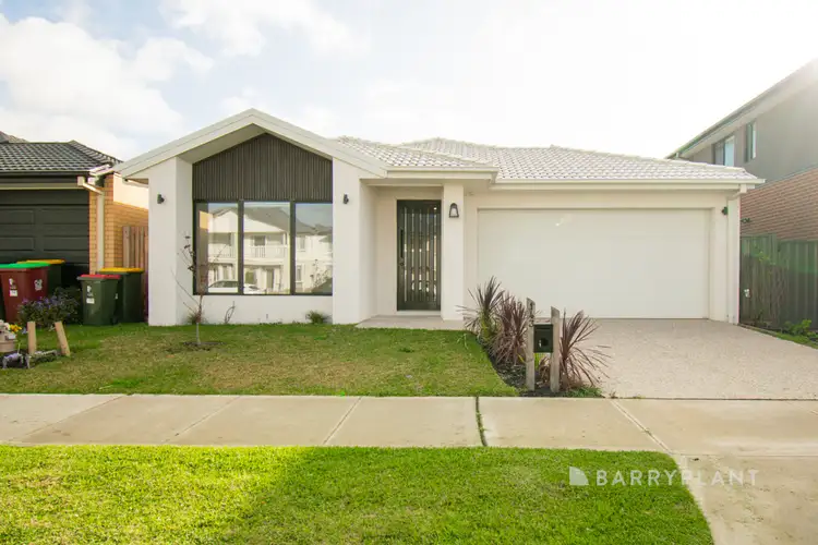 143 Carnival Boulevard, Berwick VIC 3806