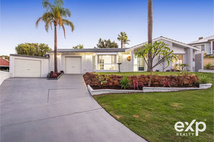 5 Monash Court, Halls Head WA 6210