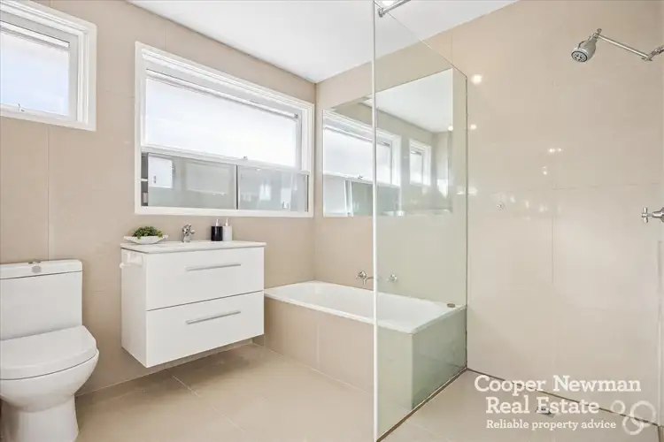 Fifth view of Homely unit listing, 1/11 Highfield Road, Canterbury VIC 3126