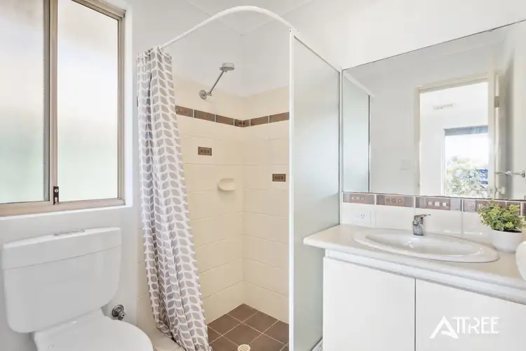 Sixth view of Homely house listing, 27 Excalibur Chase, Wattle Grove WA 6107