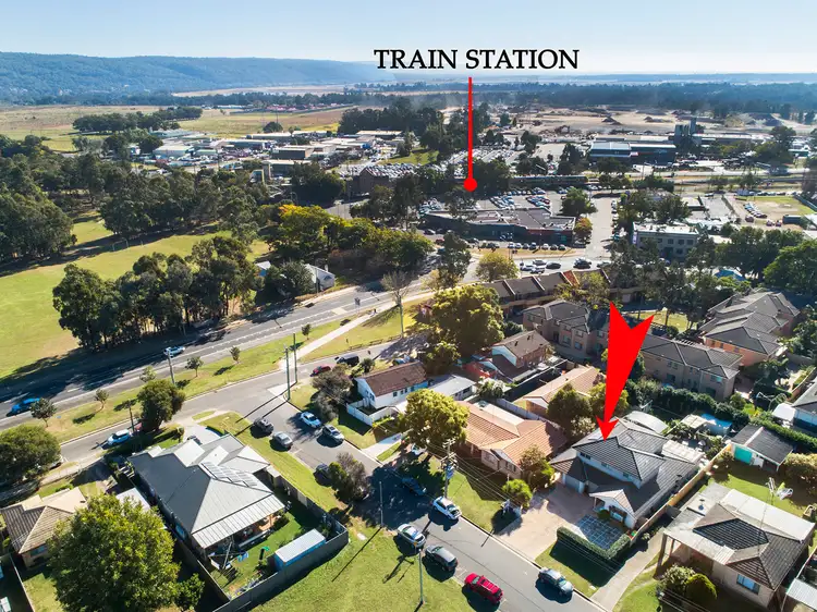 1/2 Willow Tree Avenue, Emu Plains NSW 2750