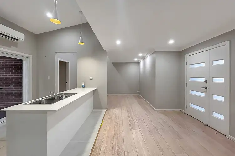 9a Thistle Street, Ryde NSW 2112