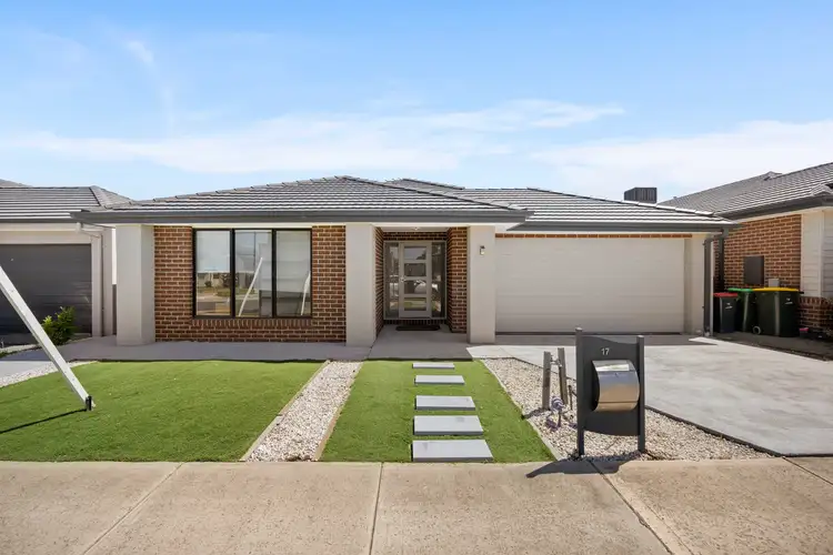 17 Pastille Road, Manor Lakes VIC 3024