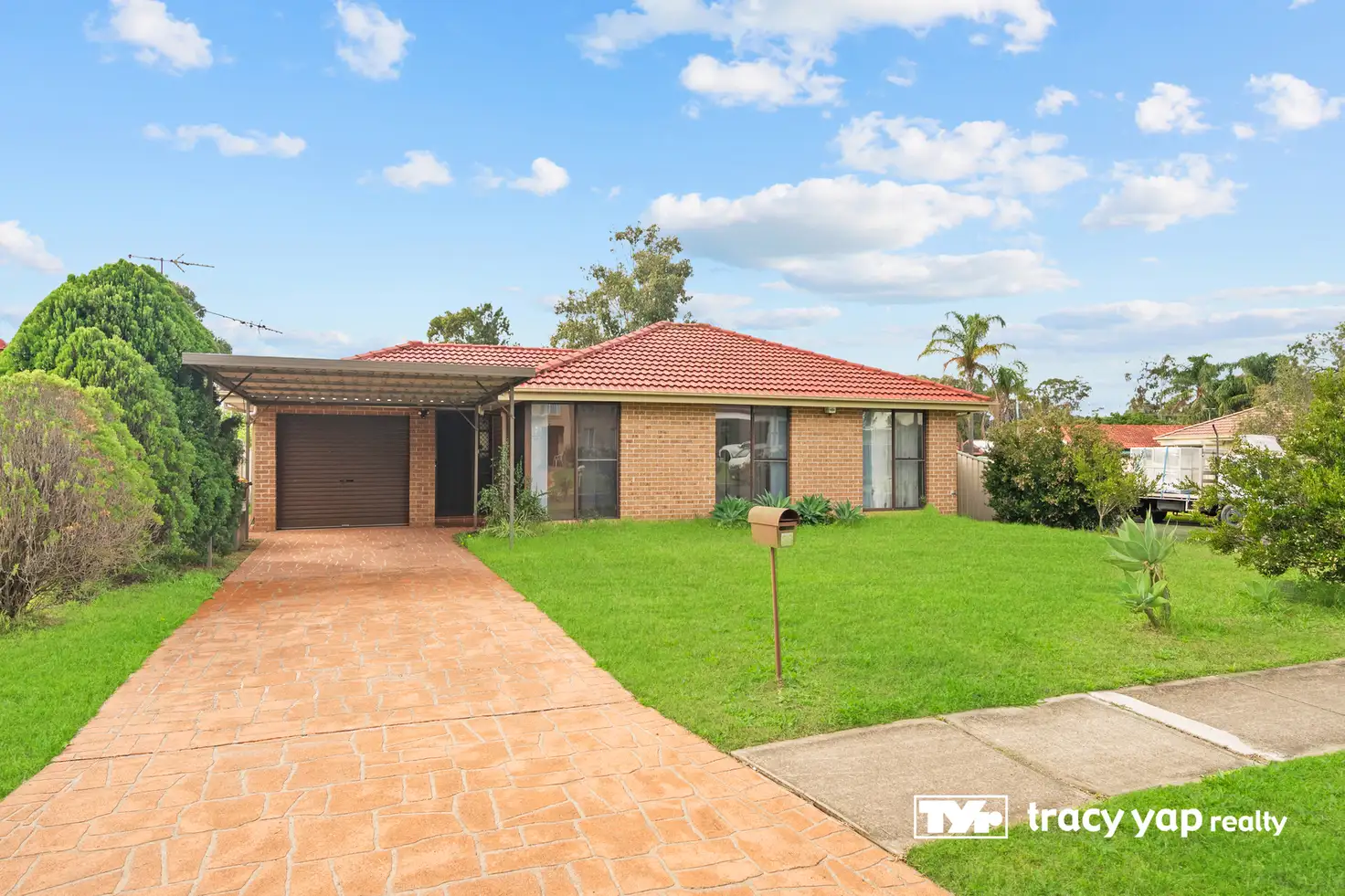 Main view of Homely house listing, 33 Winsome Avenue, Plumpton NSW 2761