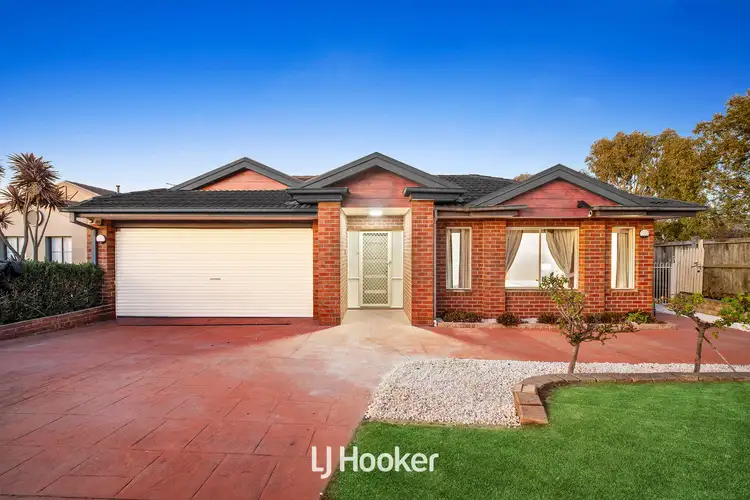 7 Rose Bush Court, Lyndhurst VIC 3975