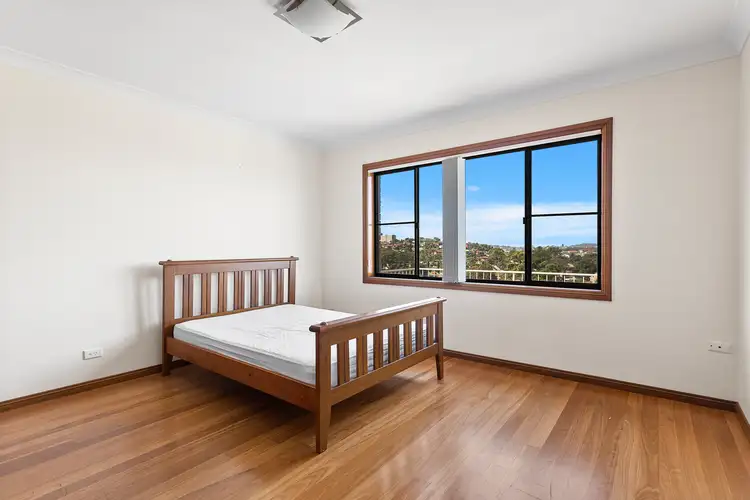 Fourth view of Homely house listing, 19 St Cloud Crescent, Lake Heights NSW 2502