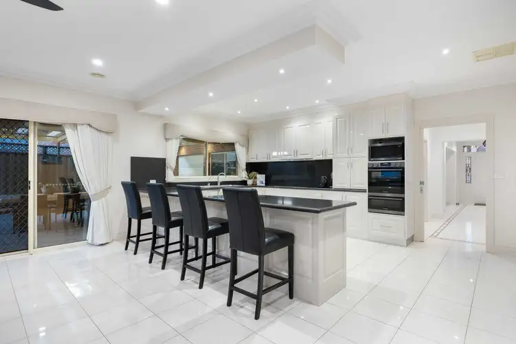 Fifth view of Homely house listing, 5 Pembury Way, Hillside VIC 3037