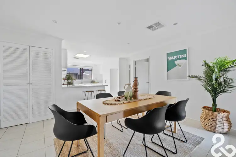 Fifth view of Homely house listing, 32 Redleap Avenue, Mill Park VIC 3082