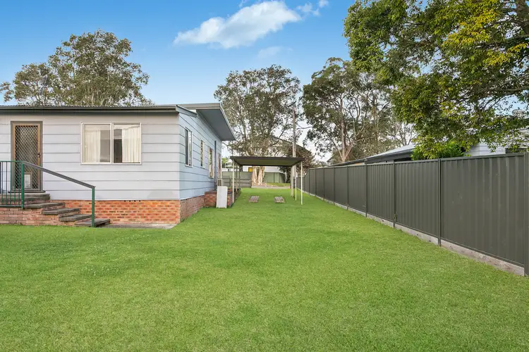 Second view of Homely house listing, 4 Nirringa Road, Summerland Point NSW 2259