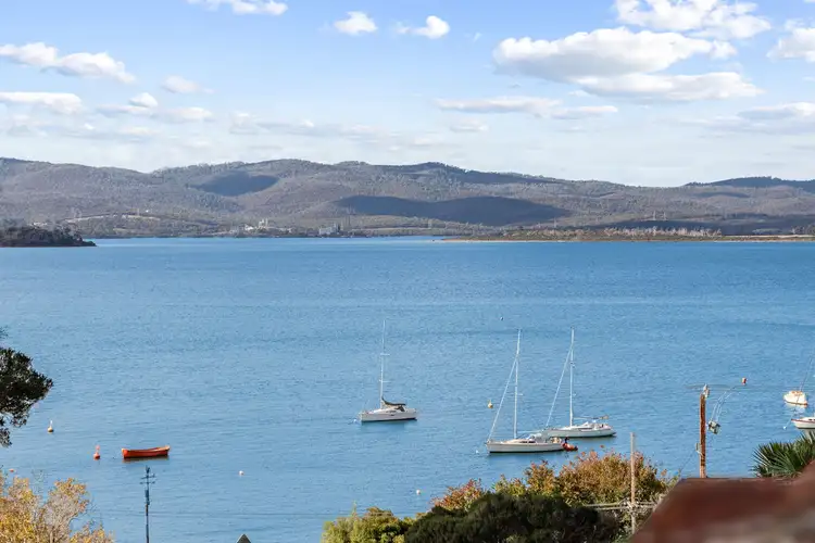 74 Robert Street, Beauty Point TAS 7270