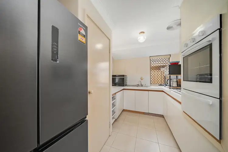 Sixth view of Homely unit listing, 1/208 Burslem Drive, Maddington WA 6109