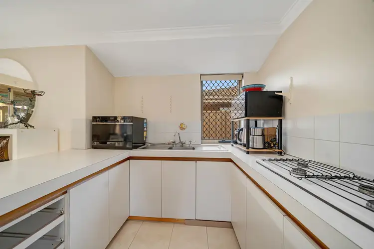 Seventh view of Homely unit listing, 1/208 Burslem Drive, Maddington WA 6109