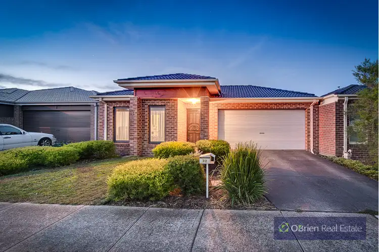 Main view of Homely house listing, 32 Bluemist Circuit, Lyndhurst VIC 3975