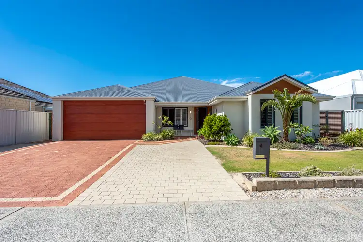 4 Margaret Road, Secret Harbour WA 6173