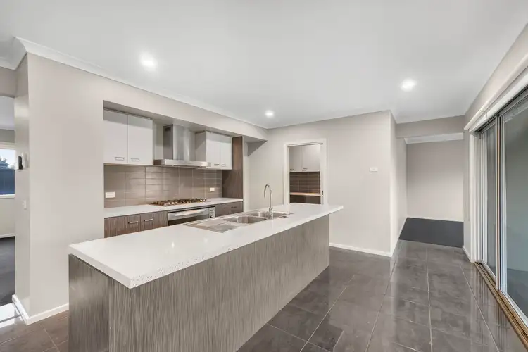 Sixth view of Homely house listing, 5 Lancewood Road, Manor Lakes VIC 3024