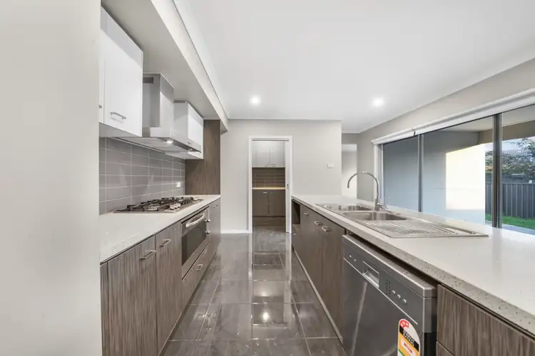 Seventh view of Homely house listing, 5 Lancewood Road, Manor Lakes VIC 3024