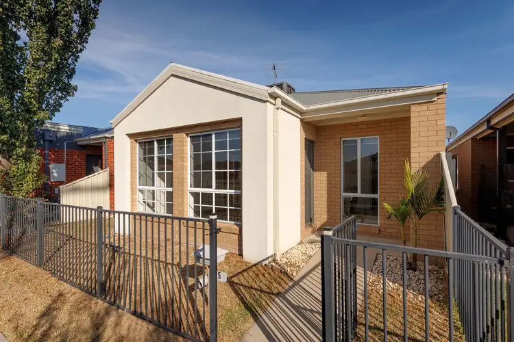 Second view of Homely house listing, 5 Gascoyne Lane, Wodonga VIC 3690