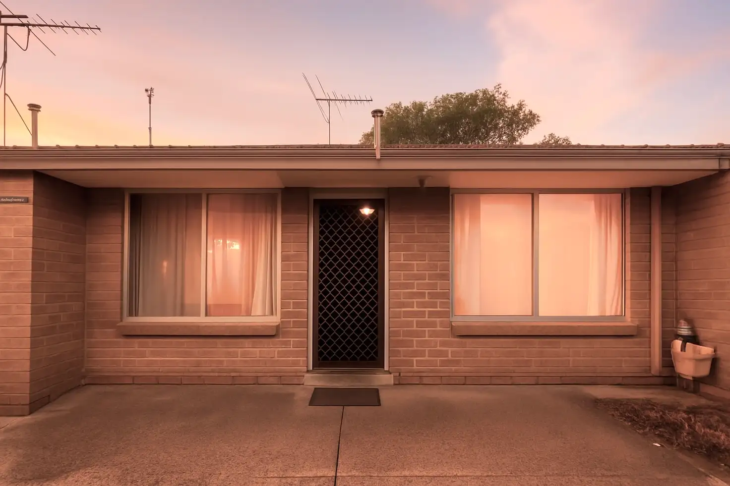 Main view of Homely unit listing, 4/7 Theodore Street, St Albans VIC 3021