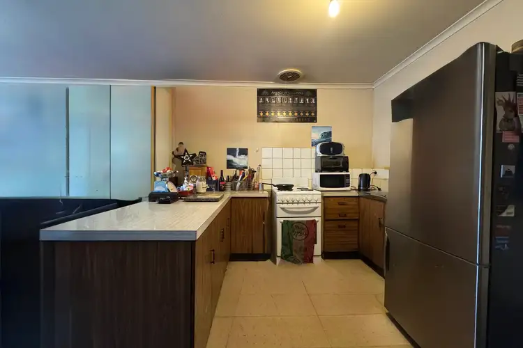 Fourth view of Homely unit listing, 4/7 Theodore Street, St Albans VIC 3021