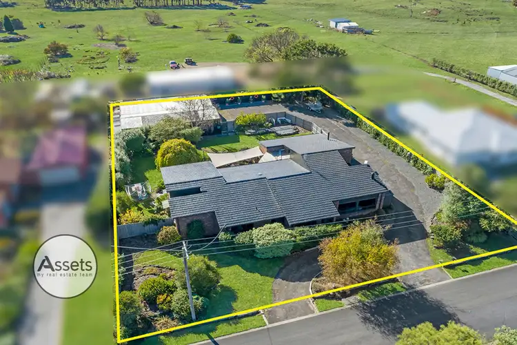 22 Burns Road, Portland VIC 3305