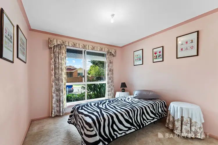 Fifth view of Homely house listing, 2/11 Carawah Retreat, St Albans VIC 3021