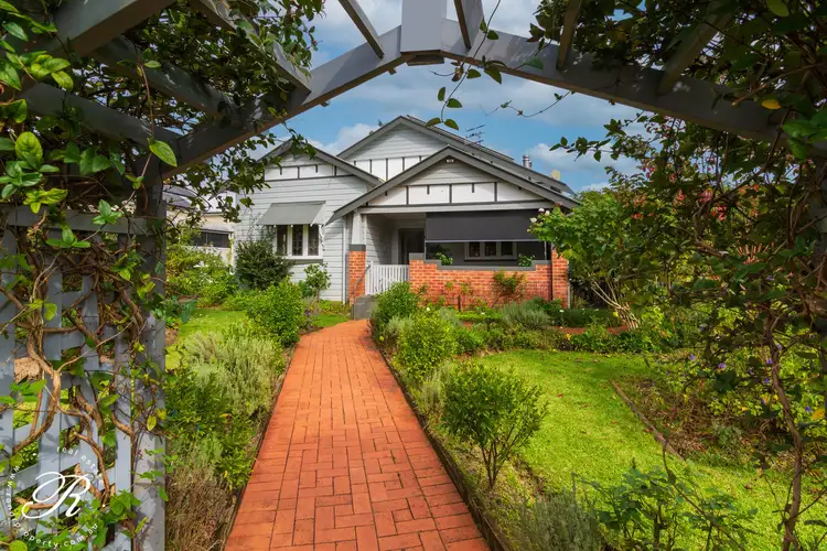 63 Cowper Street