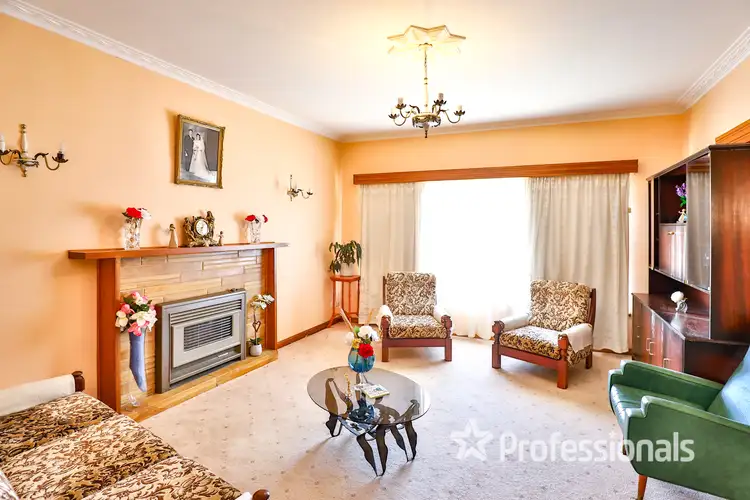 Fourth view of Homely house listing, 327-329 Eighth Street, Mildura VIC 3500