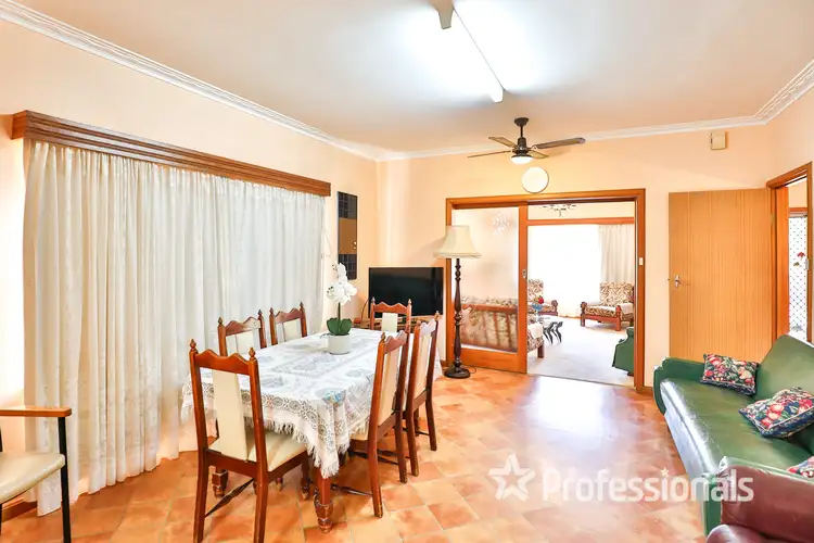 Fifth view of Homely house listing, 327-329 Eighth Street, Mildura VIC 3500