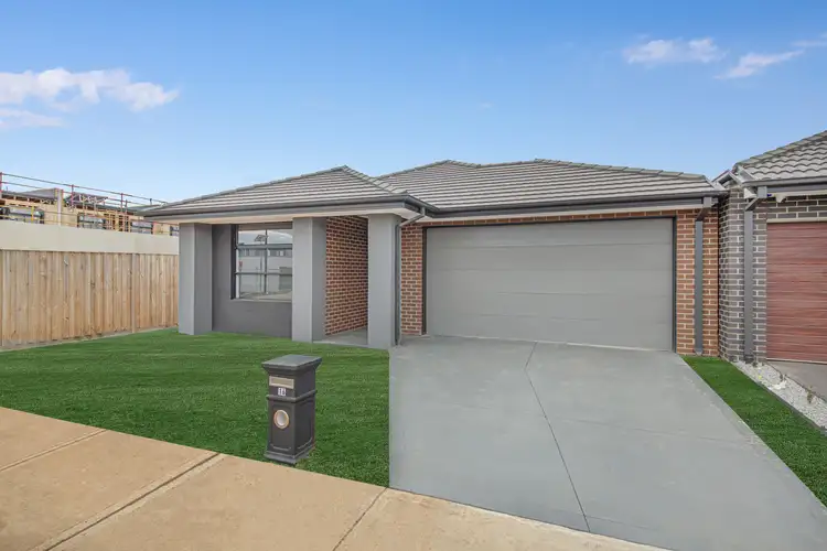 16 Carding Street, Truganina VIC 3029