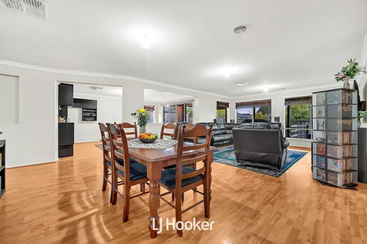 Fifth view of Homely house listing, 11 Fairways Boulevard, Cranbourne North VIC 3977