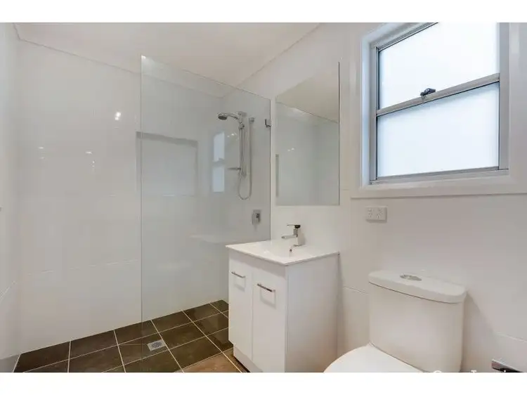 Fifth view of Homely house listing, 1/16B Bambil Road, Berowra NSW 2081