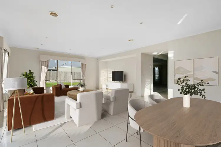 Fifth view of Homely house listing, 15 Woodhall Close, Traralgon VIC 3844