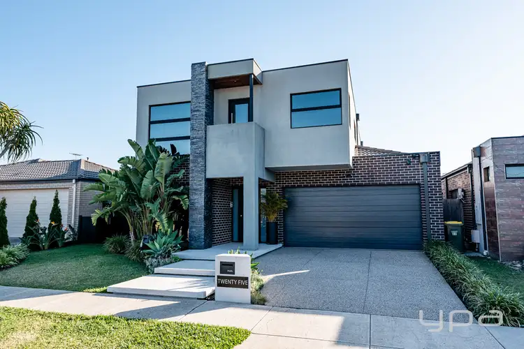 25 Tropic Circuit, Point Cook VIC 3030