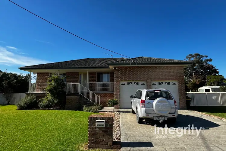 52 Greens Road, Greenwell Point NSW 2540