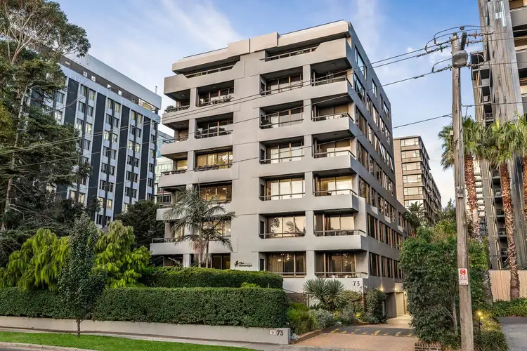 3/73 Queens Road, Melbourne VIC 3004