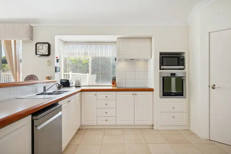 Sixth view of Homely house listing, 20 Waten Place, Canning Vale WA 6155