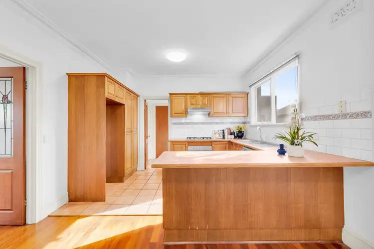 Sixth view of Homely house listing, 2 Duncan Street, Fairfield VIC 3078