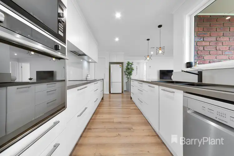 Sixth view of Homely house listing, 2 Dean Court, Epping VIC 3076