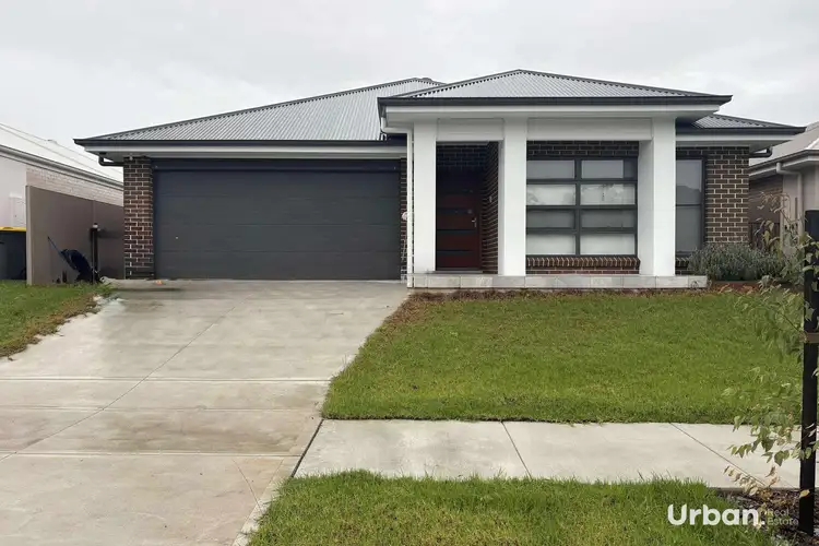 67 Arnott Loop, North Rothbury NSW 2335
