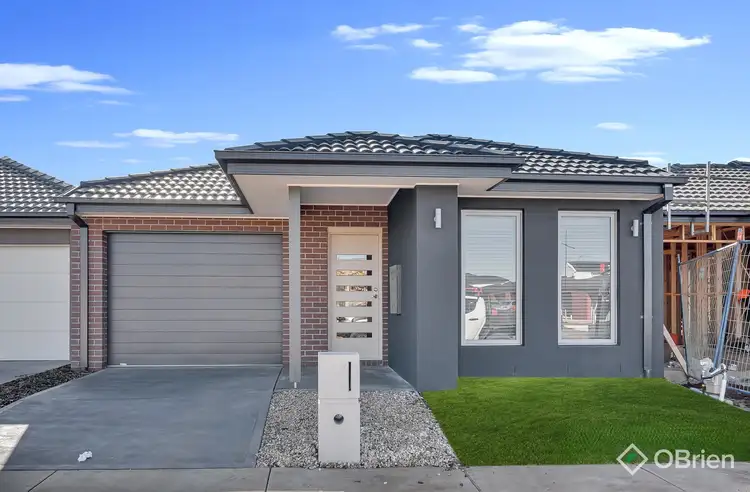 9 Dev Terrace, Rockbank VIC 3335