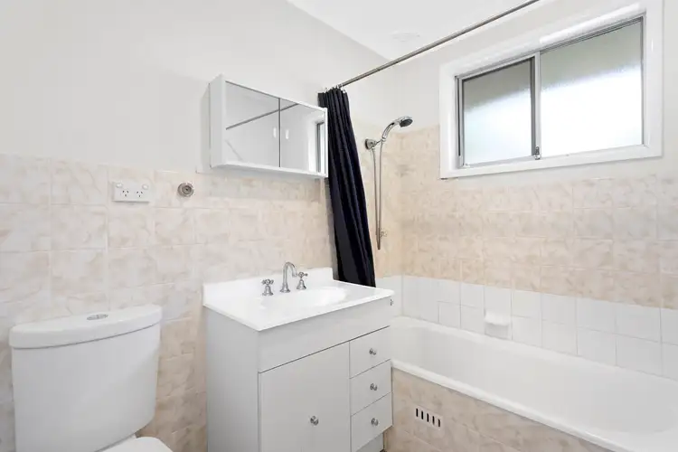 Fifth view of Homely villa listing, 2/34 Robert Street, Penrith NSW 2750