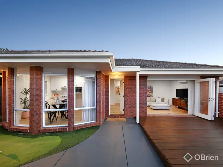 Main view of Homely unit listing, 2/4 Fenton Street, Huntingdale VIC 3166