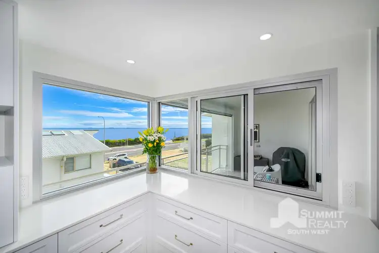 6/97 Ocean Drive, Bunbury WA 6230