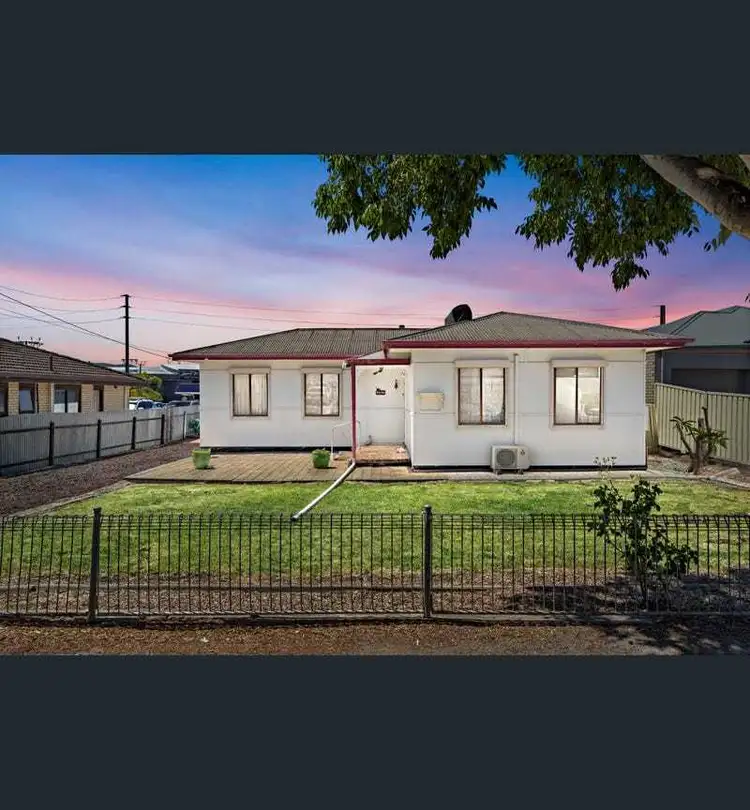 17 Ramsay Avenue, Hillcrest SA 5086