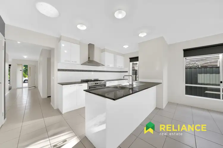 Second view of Homely house listing, 7 Shamrock Way, Truganina VIC 3029