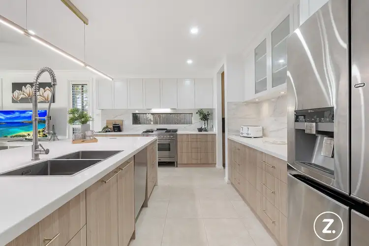 Fifth view of Homely house listing, 18 Bronson Circuit, Cranbourne North VIC 3977