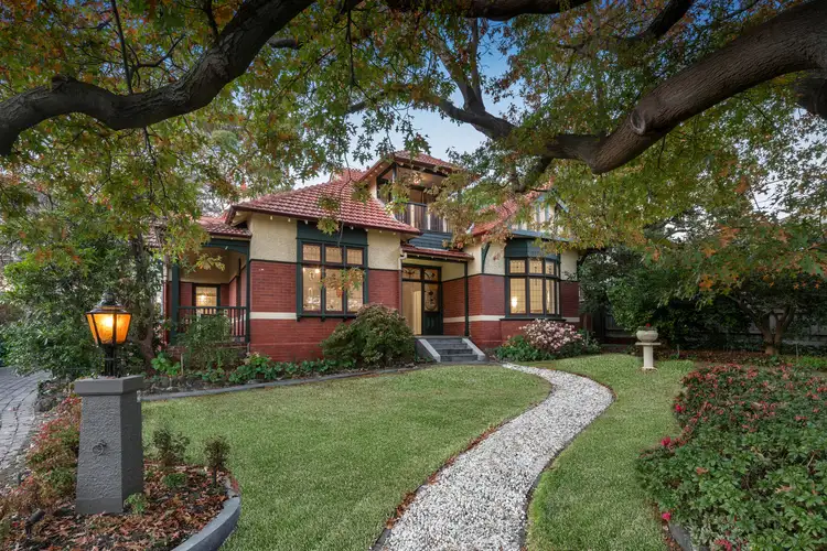 69 Dendy Street
