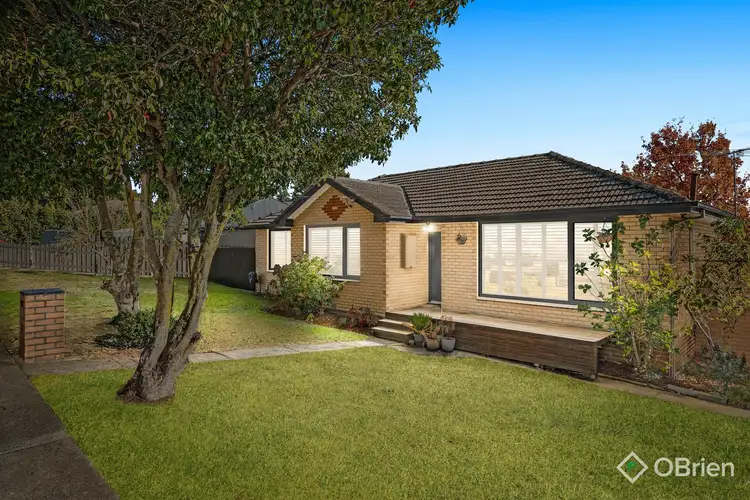 18 Enfield Drive, Bayswater VIC 3153